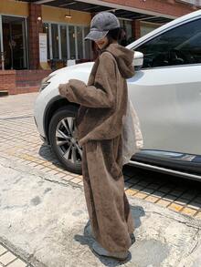 DAZY Set de 2 piezas: Sudadera con capucha casual de estilo coreano y pantalón de chándal holgado para mujer - Café integral - Ver 3