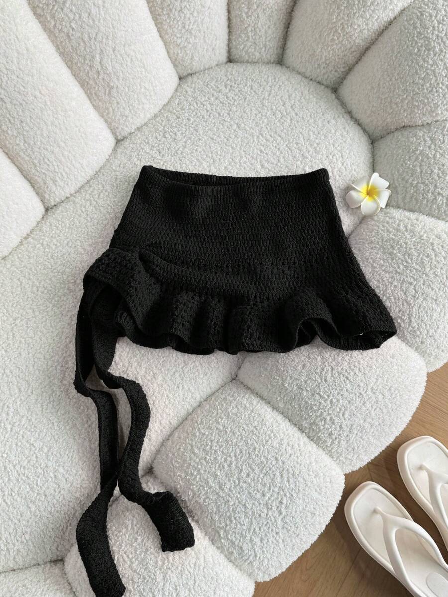 Elamini Women's Red Skirt, Fashion Summer Beach Outfit, Low Waist Hollow Out Ruffled Hem Mini Skirt, Versatile Sweet Vacation Style - Black - View 1