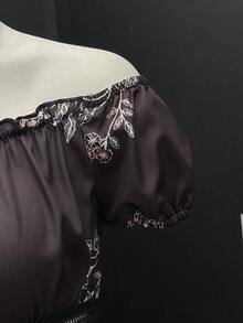 EgrlEra Women's Cashew Flower Print Off-Shoulder Fitted T-Shirt - Black - View 3