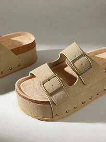 Solecia 6.5厘米黑色铆钉厚底凉鞋，时尚休闲，配有可调节绑带，舒适百搭，适合通勤、工作和户外活动。 - 卡其色 - 查看 5