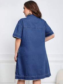 SHEIN Unity 大码夏季休闲纽扣前落肩牛仔中长连衣裙 - 中等水洗藍 - 查看 9