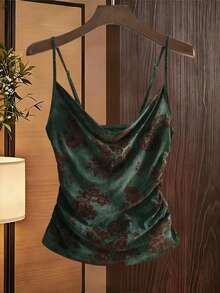 GlowEve Camiseta ajustada de mujer con cuello drapeado y estampado floral - Verde Oscuro - Ver 1