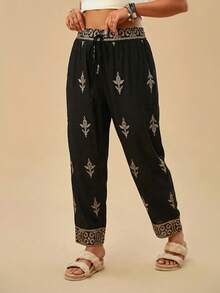 Travachic 大码度假风白色条纹荷叶边腰部直筒七分裤，休闲波西米亚风长裤 - 黑色 - 查看 6