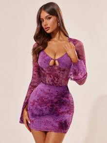 Radiana 女士性感优雅浪漫紫色网纱植绒碎花迷你连衣裙，修身包臀长袖连衣裙，喇叭袖连衣裙，束胸连衣裙，适合情人节约会、夜间外出、派对、鸡尾酒会、夜总会、宴会、生日、节日、早春、花园茶会等场合。 - 紫色 - 查看 2