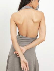 KSTM Vestido gris asimétrico con cuello halter, volantes en el bajo, escote en V profundo y diseño de espalda abierta - Gris - Ver 7