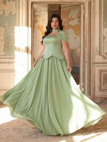 Aureia 大码优雅奢华绿色方领垂袖弹力针织缎面褶皱吊带长裙，适合婚礼、活动、单身派对、度假、舞会、伴娘等场合（精致设计） - 綠色 - 查看 4