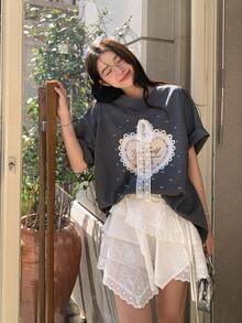 DAZY Women's Heart & Bow Print Short Sleeve T-Shirt, Casual Tee For Girls Summer - Grey - View 3