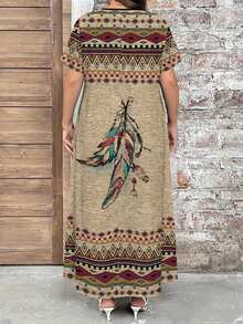 EMERY ROSE Đầm maxi phong cách Boho in họa tiết lông vũ cỡ lớn, đầm ngắn tay cổ chữ V dáng rộng thoải mái, phù hợp cho mùa xuân và mùa hè, đầm dự tiệc sang trọng, đầm maxi phong cách Boho, đầm in họa tiết lông vũ, đầm tông màu đất, trang phục nữ tông màu đất, đầm dài thoải mái, trang phục nữ phong cách Boho. - Nhiều màu - Xem 2