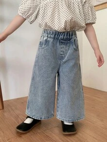 Màu xanh nhạt