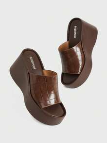 Women's Fashion Platform Wedge Sandals, Summer 2000s Style Summer Shoes - Rust Brown - View 5