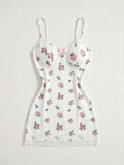 Elamini Damklänning med blommig spetsmönster och lappmönster, lantlig stil