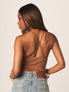 MISSGUIDED Chocolate Brown Halter Neck Crop Top With Crossover Straps And Keyhole Cutout Detail - Brown - View 2