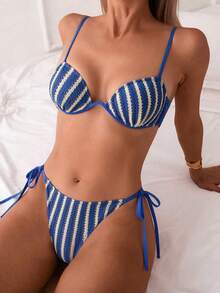 Swim Vcay 2026春夏新款可调节细肩带钢圈聚拢钩编面料侧高衩系带比基尼泳衣两件套（女款） - 藍色 - 查看 1