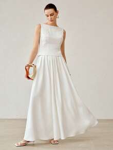 MOTF PREMIUM WOMEN'S WHITE ELEGANT MINIMALIST FLARE SKIRT - White - View 5