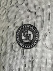 Ngobest Haus Ngobest Haus 男士夏季字母印花小华夫格Polo衫时尚休闲立领轻薄商务通勤装 - 白色 - 查看 6