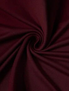 Manfinity Homme 经典百搭红色男士短袖T恤短裤套装，金色“国王”图标袖口花卉设计，成熟酷炫街头风 - 彩色 - 查看 4