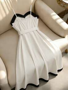 Franclia 女士黑白拼接中长吊带裙、女士拼接连衣裙、女士修身系带连衣裙、女士黑色连衣裙、女士白色连衣裙、女士夏季连衣裙、女士沙滩连衣裙、女士优雅连衣裙、女士套头连衣裙、女士无肩带连衣裙、女士度假连衣裙、女士休闲连衣裙 - 白色 - 查看 2