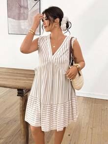 Lounesse 大码女式条纹V领荷叶边下摆休闲连衣裙 - 杏色 - 查看 3