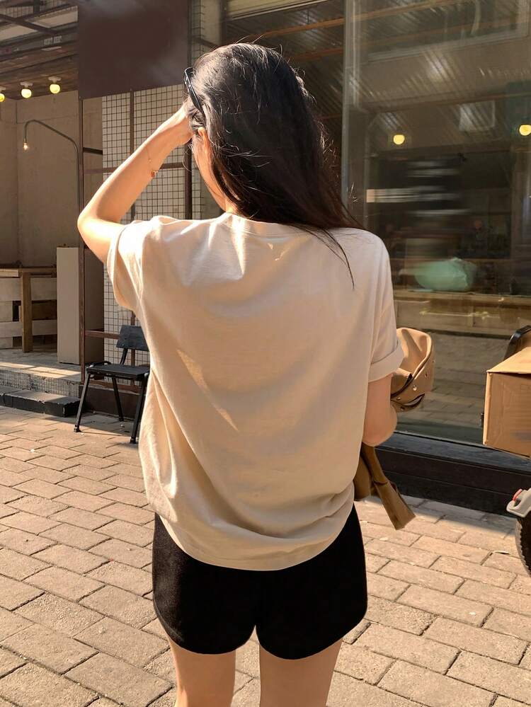 Women's Portrait & Letter Print Round Neck Short Sleeve T-Shirt Graphic Tees Women