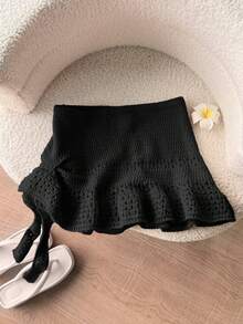 Elamini Women's Red Skirt, Fashion Summer Beach Outfit, Low Waist Hollow Out Ruffled Hem Mini Skirt, Versatile Sweet Vacation Style - Black - View 3