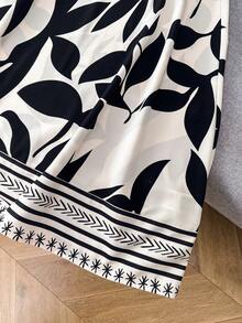 GlowEve Women's Elegant Leaf Print V-Neck Short Sleeve Dress, Summer - Multicolor - View 4