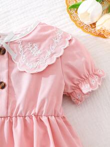 SHEIN Vintaside Kids 女婴白色短袖连体衣，领口、袖口和蝴蝶结装饰，可爱休闲夏季装扮 - 粉色 - 查看 3
