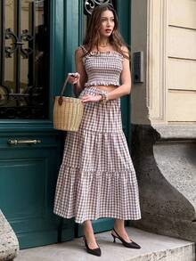 Pariaura Bộ đồ 2 mảnh kẻ caro nâu mùa hè 2026 dành cho nữ, kiểu dáng thường ngày, gồm áo croptop không tay nhún bèo viền bèo và chân váy maxi xếp tầng cạp cao, thích hợp cho kỳ nghỉ biển và phong cách đường phố. - Nhiều màu - Xem 3