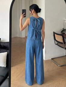SHEIN Conjunto Casual de Verão Feminino de Duas Peças, Estilo Velho Dinheiro Simples de Linho, Regata com Acabamento em Concha e Conjunto de Calças, Conjunto Casual de Duas Peças com Amarração na Frente para Trabalho, Conjunto Casual de Duas Peças Sólido de Regata e Calça para Férias, Conjuntos Casuais Femininos, Looks de Férias Femininos, Looks de Verão para Férias, Roupas de Primavera para Meninas, Looks para o Dia dos Namorados - Lavagem Média - Visão 1