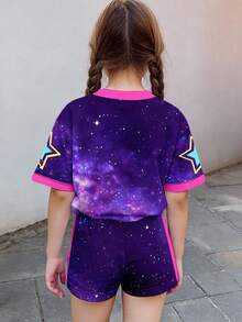 返校季，卡通女孩，运动风紫黑撞色设计，韩流巨星，休闲舒适，春日气息，梦幻星空，少女休闲简约短袖T恤短裤两件套，适合夏季、外出、街头风、居家、校园穿着 - 彩色 - 查看 2