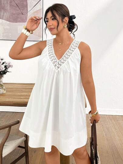 Lounesse Robe décontractée sans manches à col en V avec patchwork en dentelle, mode pour le port quotidien et les déplacements, tailles plus