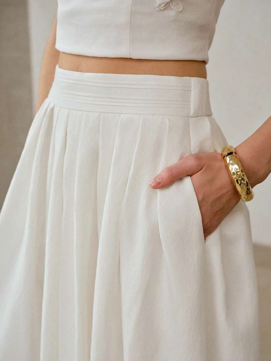 MOTF PREMIUM WOMEN'S WHITE ELEGANT MINIMALIST FLARE SKIRT - White - View 1