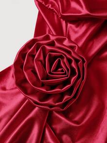 SHEIN MOD 梦幻般的3D立体花卉高开衩缎面连衣裙，垂褶领口和荷叶边细节设计——完美适用于度假、浪漫场合、海滩度假、约会、野餐、派对、舞会、节日和生日；浪漫复古的宫廷风格 - 酒紅色 - 查看 3