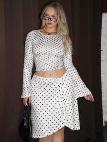 Arliah 女士时尚波尔卡圆点印花荷叶边喇叭袖T恤 - 杏色 - 查看 4