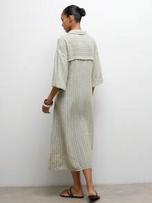 Maija 女士落肩条纹前开襟纽扣休闲中长连衣裙，夏季百搭 - 軍綠色 - 查看 4