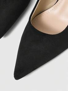 Sleekvia 女士新款高跟鞋，尖头，酒杯鞋跟，后跟系带设计，绒面革材质，简约舒适，百搭优雅的办公室高跟鞋 - 深夜黑色 - 查看 6