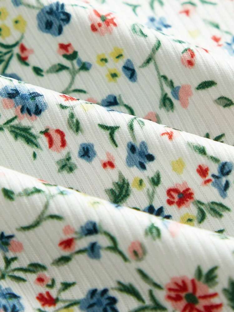 Ditsy Floral Print Rib Bodysuit With Button Front Detail Spring Summer Casual Boho French Style Parisian Style