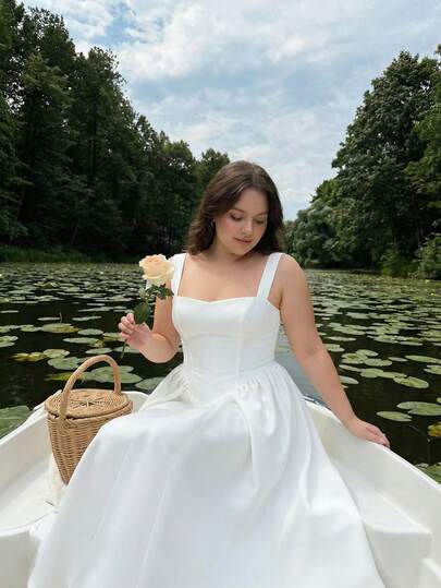 SHEIN MOD 大码休闲复古宫廷风喇叭长裙，毕业礼服，束腰连衣裙