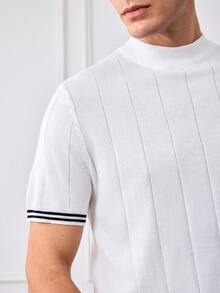 Officeau Camisa de punto casual y refinada de estilo caballero retro con cuello alto, manga corta, de punto acanalado y con rayas de contraste, corte slim para hombre, diseño de hombre de dinero antiguo - Champán - Ver 7