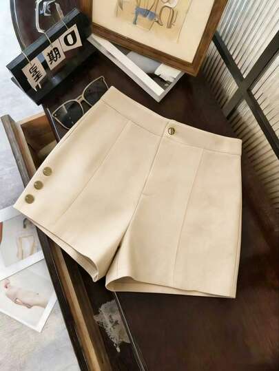 Franclia 女士休闲卡其色纯色纽扣装饰短裤，新款夏季短裤