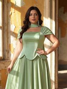 Aureia 大码优雅奢华绿色方领垂袖弹力针织缎面褶皱吊带长裙，适合婚礼、活动、单身派对、度假、舞会、伴娘等场合（精致设计） - 綠色 - 查看 6