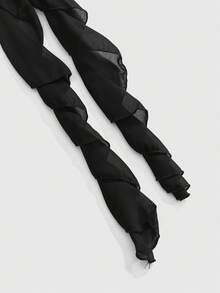 ROMWE Avant Island Vacation Halter Neck Crop Top For Women - Black - View 4