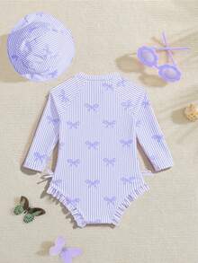 SHEIN Bộ đồ bơi 2 món cho bé gái sơ sinh, chất liệu vải dệt kim in hình bướm dễ thương với viền bèo nhún, áo liền thân + mũ, màu tím oải hương, thời trang và thanh lịch, thích hợp cho bơi lội, bãi biển, hồ bơi, kỳ nghỉ hè. - Màu tím hoa cà - Xem 2