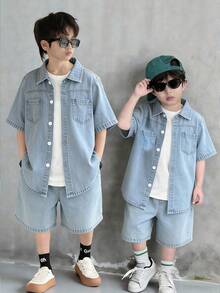 متعدد الألوان