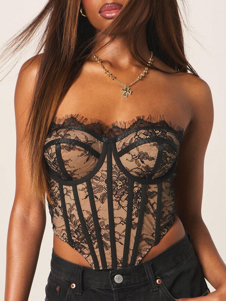 MISSGUIDED Women Strapless Lace Corset Top With Structured Boning Black Nude Bustier Evening Date Night Party Crop Top Vintage Inspired Formal Fitted Bodice