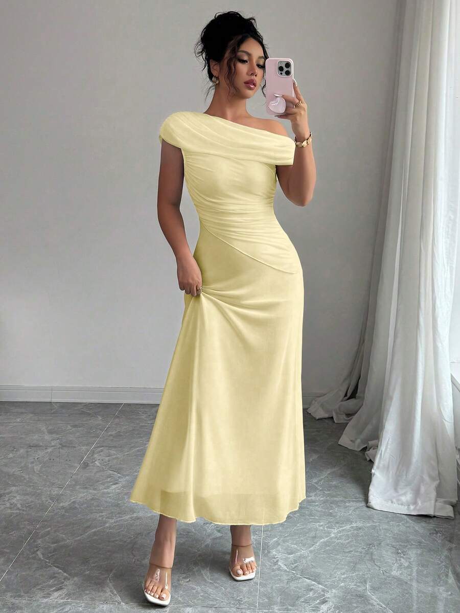 Modelyn 女士网纱不对称肩部褶皱拼接下摆法式优雅纯净正式连衣裙 - 淡黃色 - 查看 1