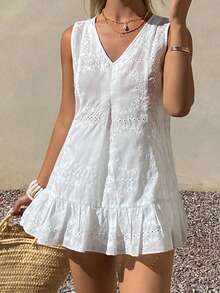 DAZY Sleeveless V-Neck Backless Tie Strap Camisole For Women - White - View 3