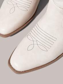 Styleloop 女士白色西部靴，尖头粗跟V型开口皮靴，低跟刺绣过膝靴和踝靴 - 杏色 - 查看 5