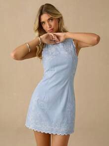 Enchnt Đầm nữ không tay cổ tròn, thêu hoa, vạt cong, kiểu dáng thường ngày. - Màu xanh nhạt - Xem 3