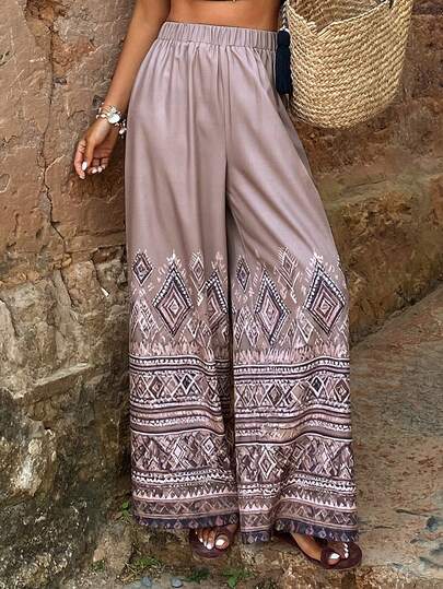 DAZY Bohemian Style Vintage Geometric Pattern Loose Cropped Pants For Women