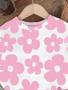 SHEIN Vintaside Kids 一套女婴休闲可爱碎花印花短袖圆领T恤和短裤套装，适合春夏季外出和度假。 - 彩色 - 查看 5